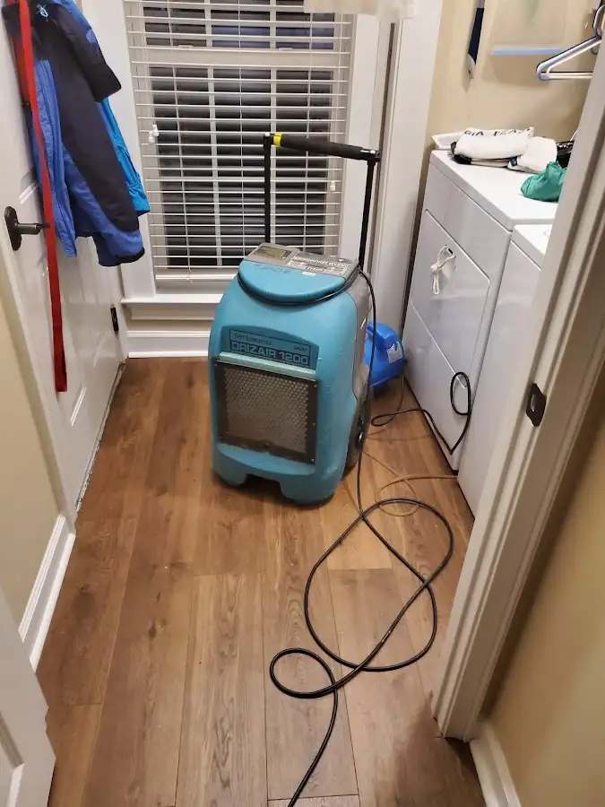 Commercial dehumidifier deployed for Crawl Space Restoration in Bradenton